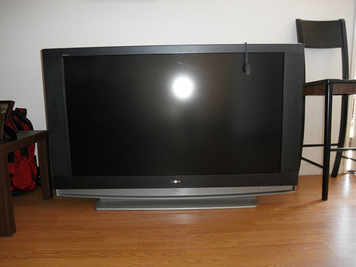 “We Never Went Back”: 30 Reasons That Made People Ditch A Company For Good