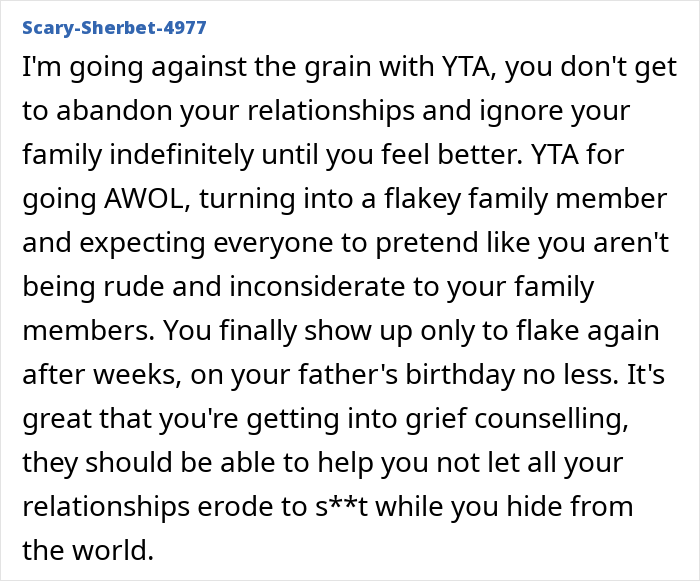 Screenshot of a text comment discussing a pregnant woman's inconsiderate behavior towards family. Screenshot of a text comment discussing a pregnant woman's inconsiderate behavior towards family.