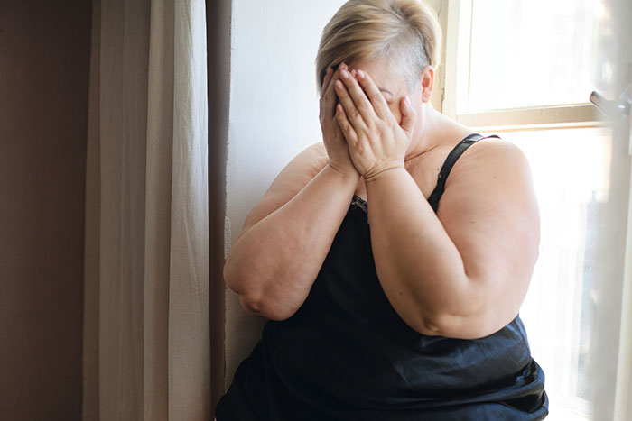 Mom&rsquo;s Way Of Showing Love Makes Daughter Hate Herself, She Finally Blows Up