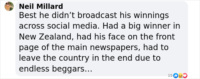 Text message discussing lottery winner's decision to stay private after winning &pound;7.5M.