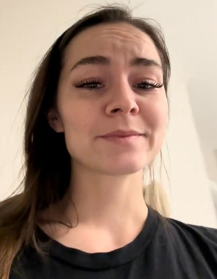 &ldquo;Where&rsquo;s The Girl With The List?&rdquo;: Mom Finds Son Asleep With Poop In His Hands