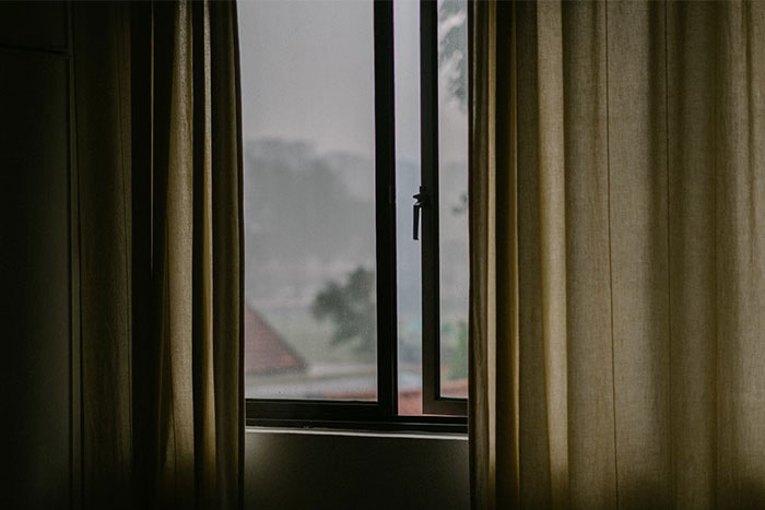 37 Women Share What Things Spotted In A Man's Apartment Were Instant Turn-Offs