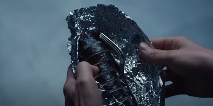 The Players Were Served Rice Rolls With A Fork