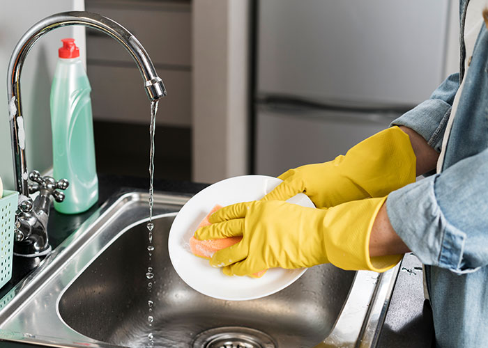 30 Times People Visited Someone’s Home And Noticed Weird Traditions And Rules