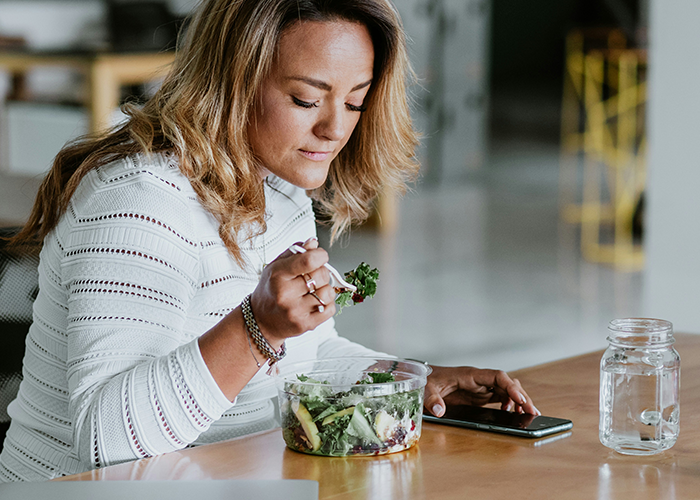 Woman Steals Coworker&rsquo;s Snack Without Checking The Label, Then Accuses Her Of Making Her Eat Meat