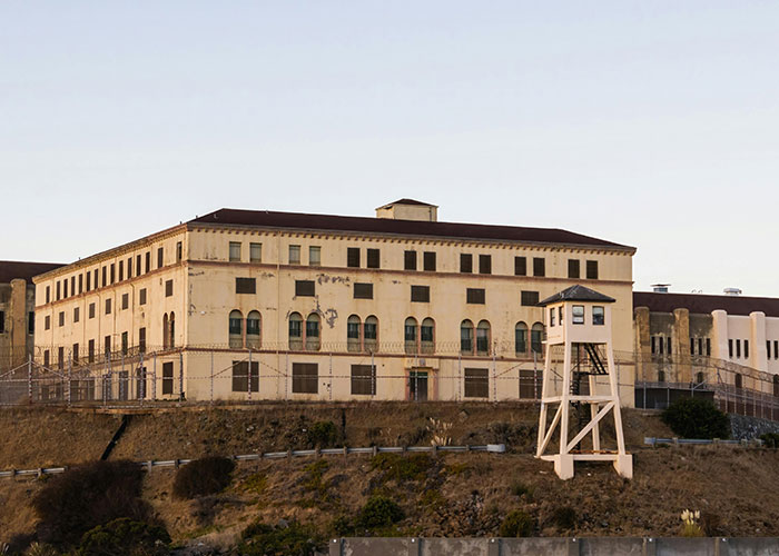 “As Gay As It Is In The Media”: 30 Surprising Things About Prison, As Shared By Ex-Inmates