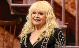 People Blast Sally Struthers After She Speaks Ill Of Late Betty White: “Looking For Attention”