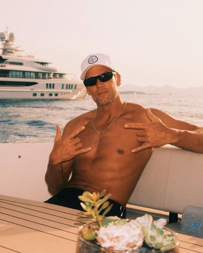 Tom Brady&rsquo;s Net Worth: How The NFL Legend Built His $350M Fortune