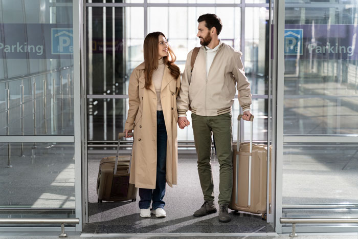 Guy Refuses To Cancel Japan Trip After GF Forgot Her Passport, She&rsquo;s Upset He &ldquo;Abandoned Her&rdquo;