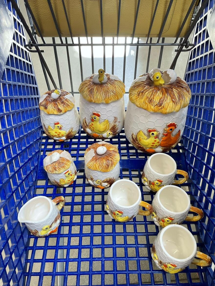 Found This Set Of 1976 Sears And Roebuck Chicken Canisters At My Local Goodwill. Not Sure That They Are As Popular As The Mushrooms But Still Interesting