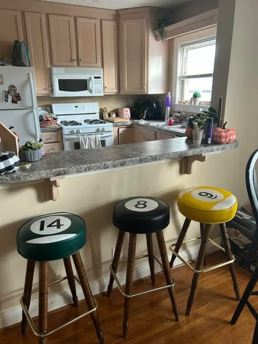 Still Can’t Get Over These Barstools I Found On Facebook Marketplace For Only $40 Total! My Favorite Find Ever!