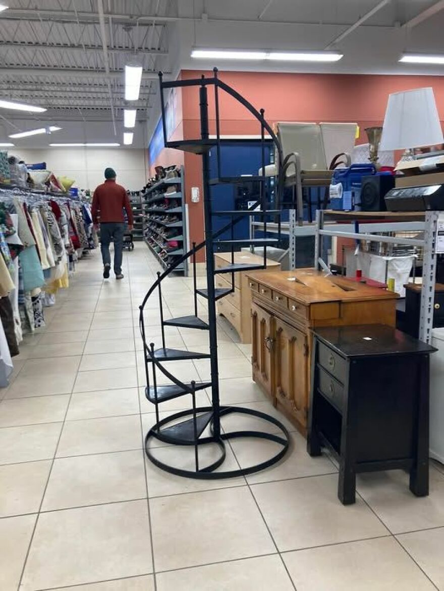 My Boyfriend Scored This Beauty At The Goodwill This Morning! We Are Going To Use It For Plants!