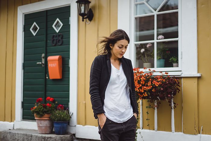 &ldquo;No Is A Complete Sentence&rdquo;: Host Puts An End To Entitled Guests Taking Advantage Of Her