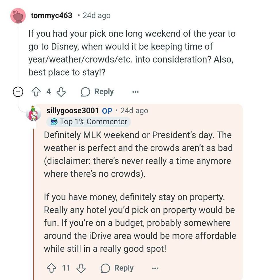 Discussion about choosing the best weekend and accommodations for visiting Disney parks.