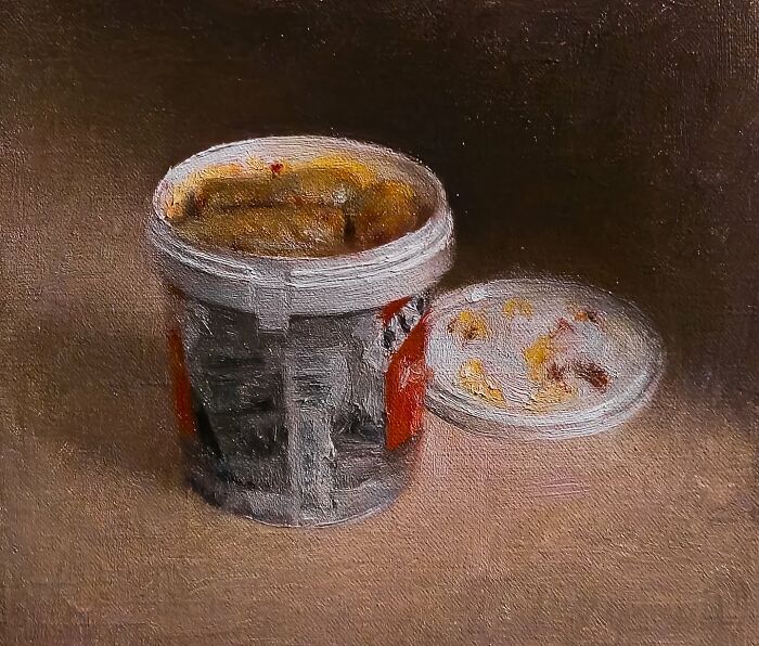 Oil painting of an open container, capturing Eastern Europe's nostalgia with realistic textures and colors.