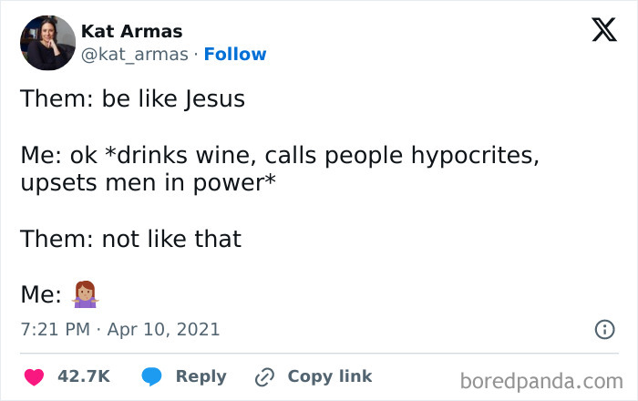 Tweet with humorous dialogue referencing nerds and actions paralleling a historical figure.