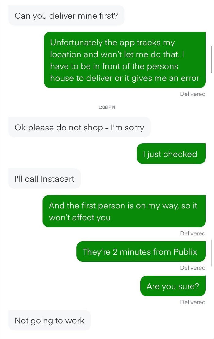 Instacart shopper's chat about delivery tracking issues and customer request conflicts.