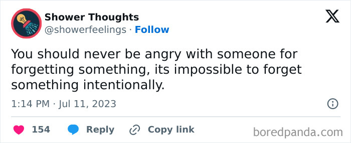 Tweet by Shower Thoughts about forgetting intentions, illustrating shower ideas.