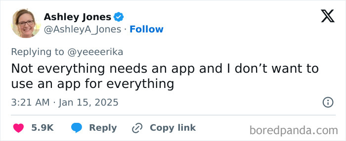 Tweet expressing Honest-Millennial-Complaints about app overload, preferring fewer apps for tasks.