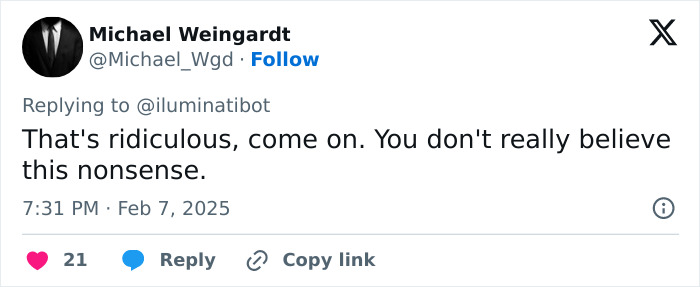 Tweet questioning viral claim about French President's wife with skeptical tone.