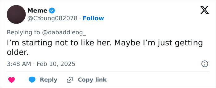 Tweet reacting to Cardi B's Superbowl party dancing with mixed feelings.
