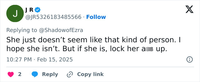 Tweet discussing Jennifer Garner reading a "creepy" book at an FBI-investigated event. Tweet discussing Jennifer Garner reading a "creepy" book at an FBI-investigated event.