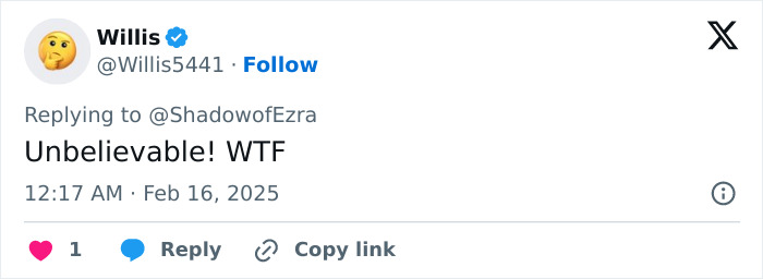 Tweet reaction to Jennifer Garner's book reading controversy, expressing disbelief. Tweet reaction to Jennifer Garner's book reading controversy, expressing disbelief.