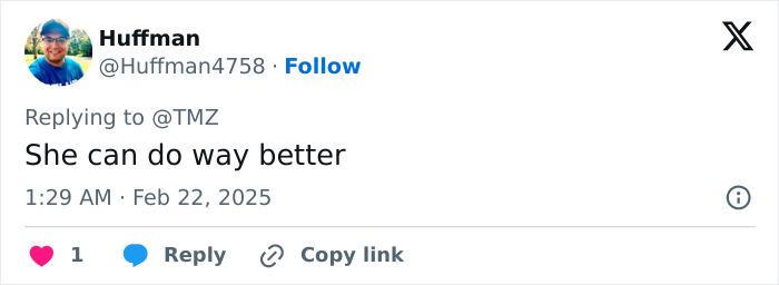 Tweet reaction about Sydney Sweeney postponing her wedding.