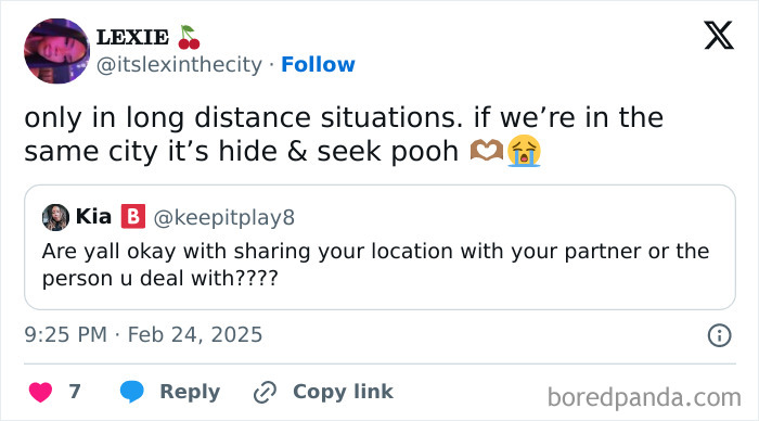 Tweet humorously discussing Black culture and relationship dynamics with location sharing.