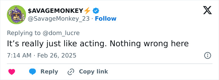 Tweet by SAVAGE MONKEY defends onstage act, saying, "It's really just like acting. Nothing wrong here," posted on Feb 26, 2025.