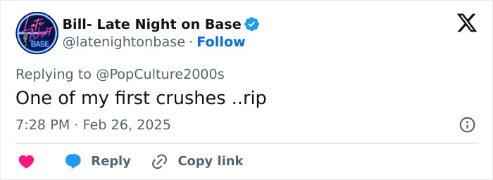 Tweet expressing nostalgia and loss, possibly related to Michelle Trachtenberg. Tweet expressing nostalgia and loss, possibly related to Michelle Trachtenberg.