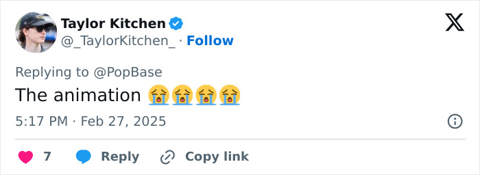 Tweet expressing disappointment with Shrek 5 animation style using crying emojis.