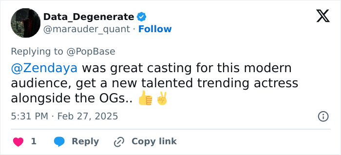 Tweet discussing casting choices for Shrek 5 and including emojis.