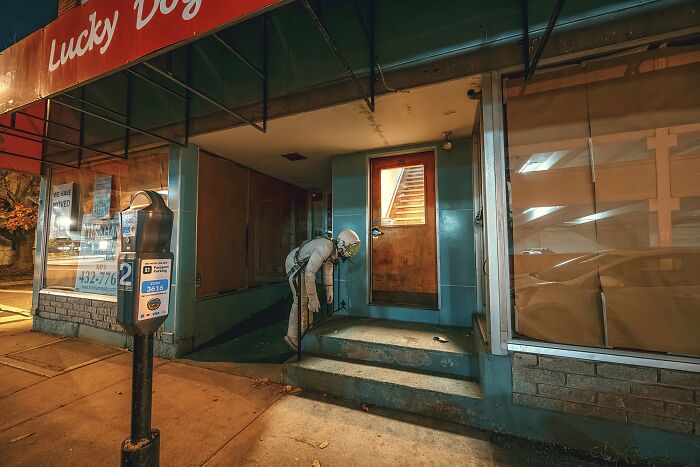 I Travel Around The Country Taking Self-Portraits In An Astronaut Suit