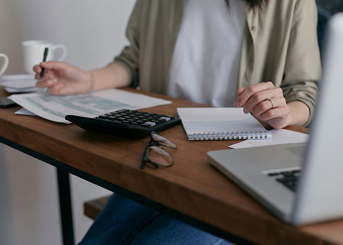 Young People Say They Can&rsquo;t Afford Kids Anymore, And This Mom Shows Exactly Why It&rsquo;s The Case