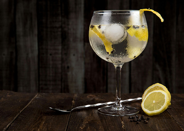 “Side Hustle For Girlies”: 30 Ways Women Can Earn Cash Without Dealing With Creeps