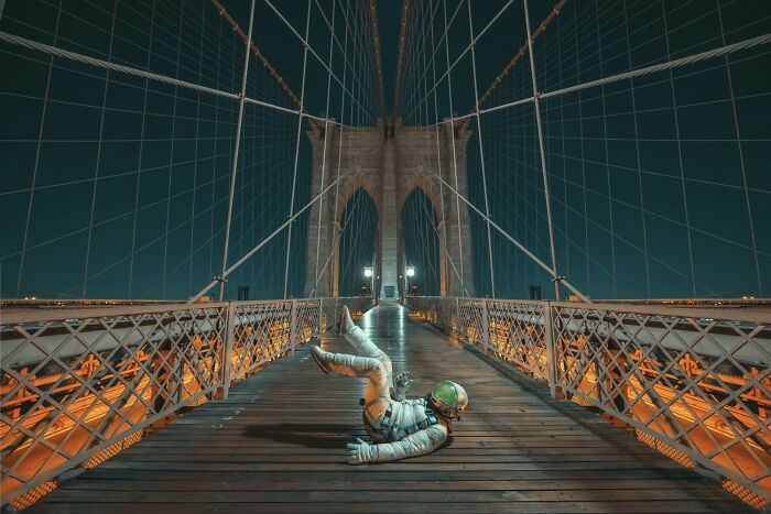 I Travel Around The Country Taking Self-Portraits In An Astronaut Suit