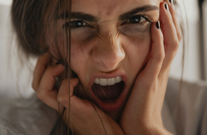 41 Women Who Looked Into Their Men’s Backgrounds Share Their Wild And Devastating Discoveries