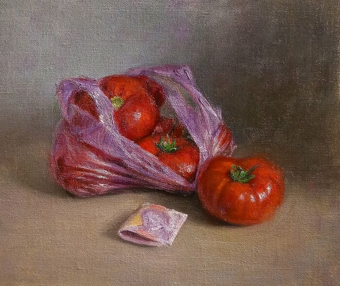 Oil painting of ripe tomatoes in a purple bag, showcasing Eastern Europe’s collective nostalgia.