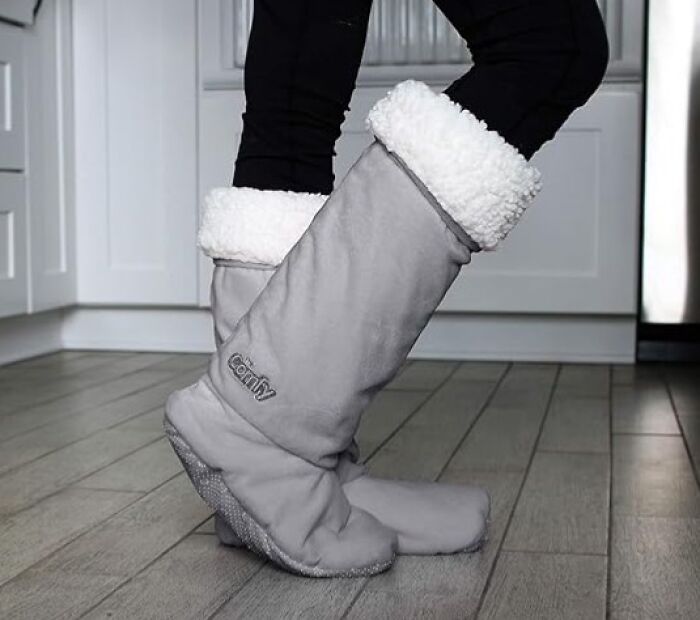 Soft, gray, knee-high slipper boots with white fleece lining from Sharktank.