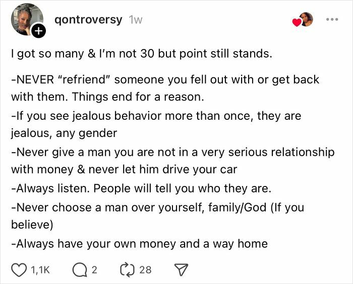 Text post with advice on avoiding top mistakes shared by women over 30.