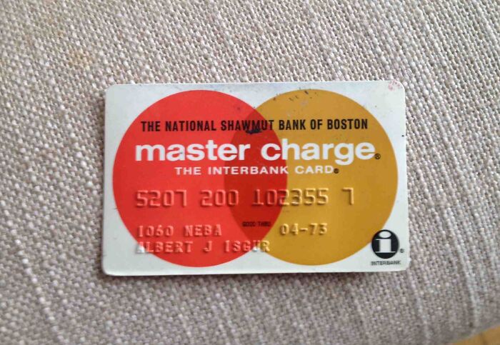 A vintage Master Charge card from The National Shawmut Bank, an example of cool-old-things.