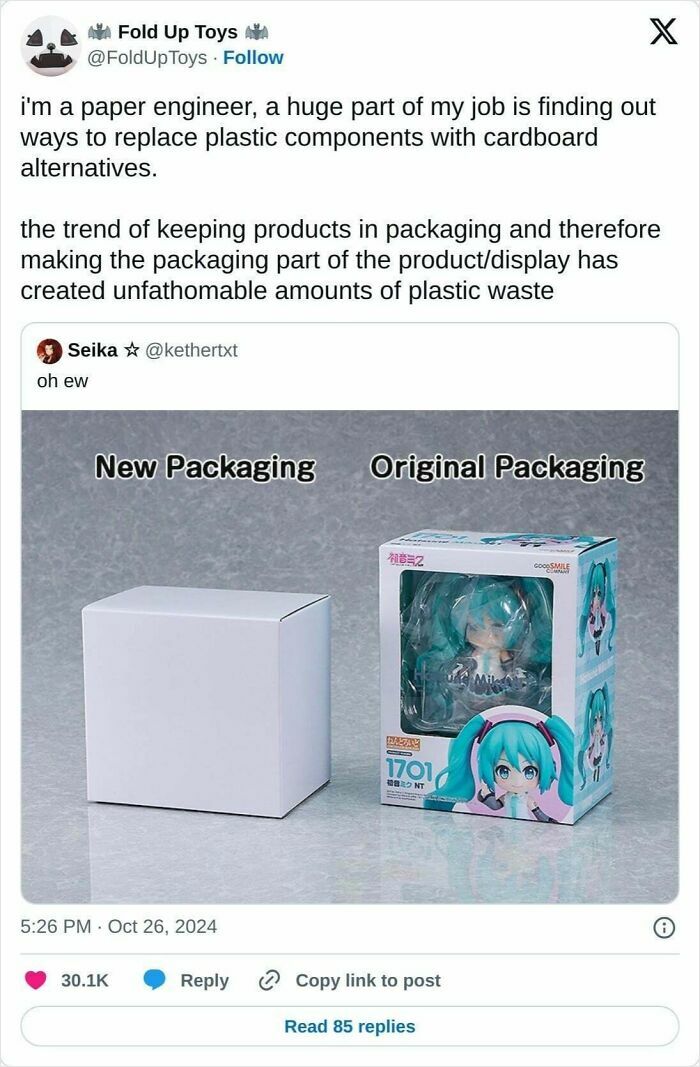 Comparison of minimalist and original packaging, highlighting frustrations with consumerism and excessive plastic use.