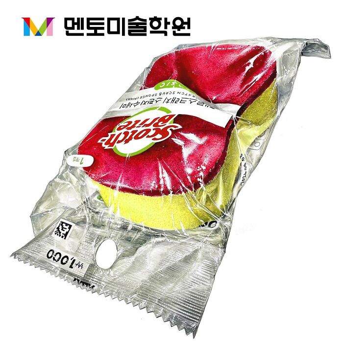 Hyperrealistic painting of a packaged sponge, showcasing vibrant colors and details.