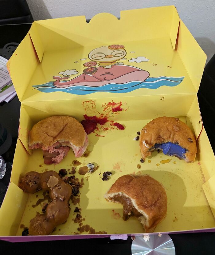 Box of bitten donuts, perfect prank by annoying boyfriends and husbands.