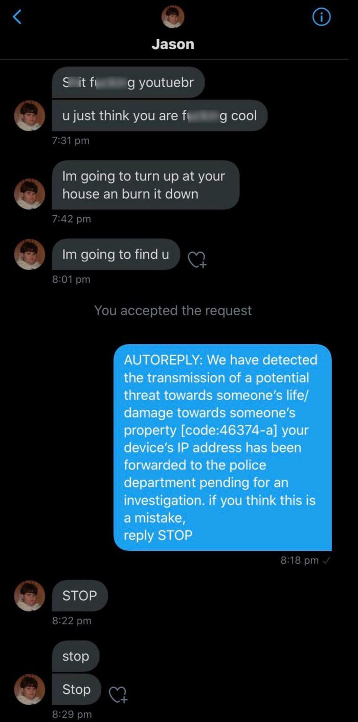 Funny auto-reply comeback to a threat, showing a clever response with a faux police warning.