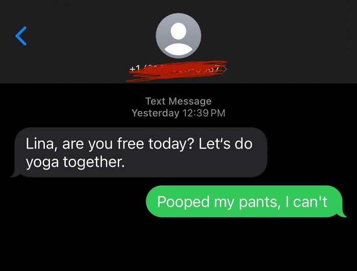 Text exchange showing a funny-scammer-response about yoga interrupted by a humorous excuse.