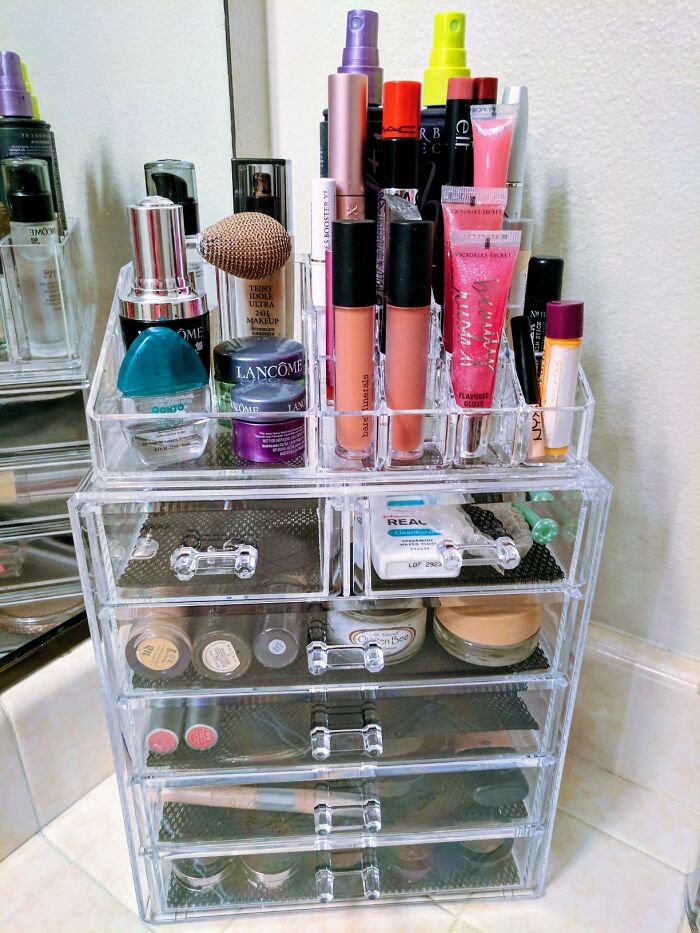 Makeup organizer with cosmetics, perfect for a spring cleaning headstart on decluttering and organizing beauty products.