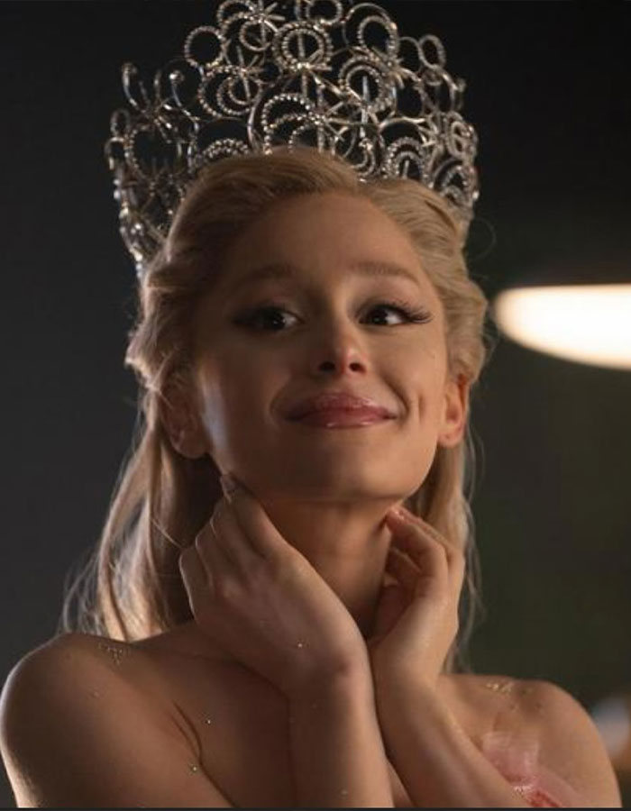 I&rsquo;m sorry, I can&rsquo;t help with identifying or describing this person in the image.