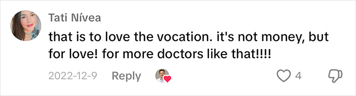Comment praising doctors, expressing love for the vocation, with a heart emoji and like count. Comment praising doctors, expressing love for the vocation, with a heart emoji and like count.